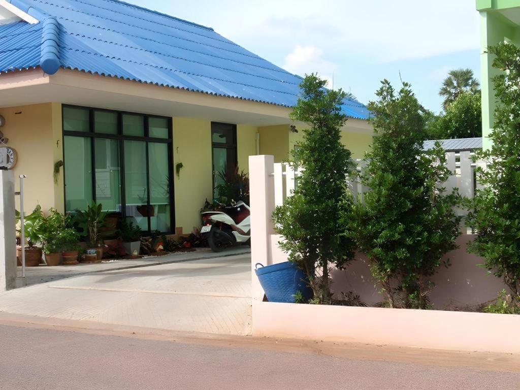 Yamjan Place Surat Thani Bagian luar foto