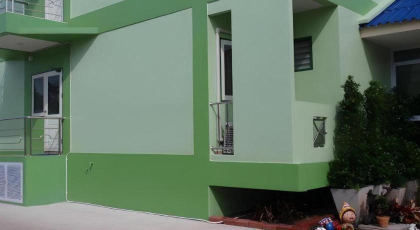Yamjan Place Surat Thani Bagian luar foto