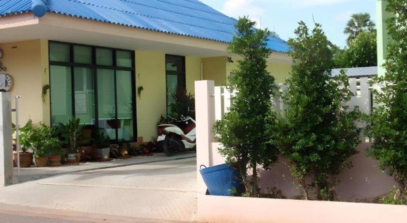 Yamjan Place Surat Thani Bagian luar foto